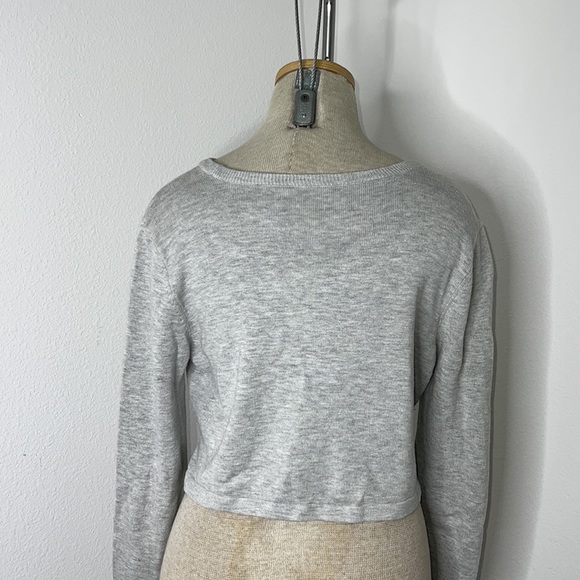 🔹 Cotton Crop Sweater - Picture 2 of 2
